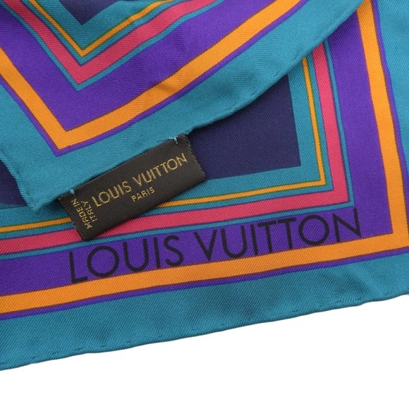 Louis Vuitton LOUIS VUITTON scarf silk navy giraffe motif - Picture 6 of 6